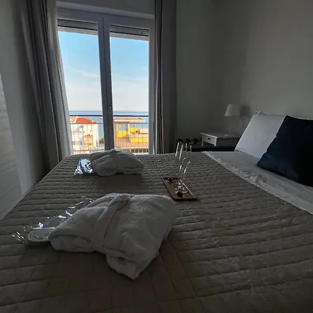 La Vista *